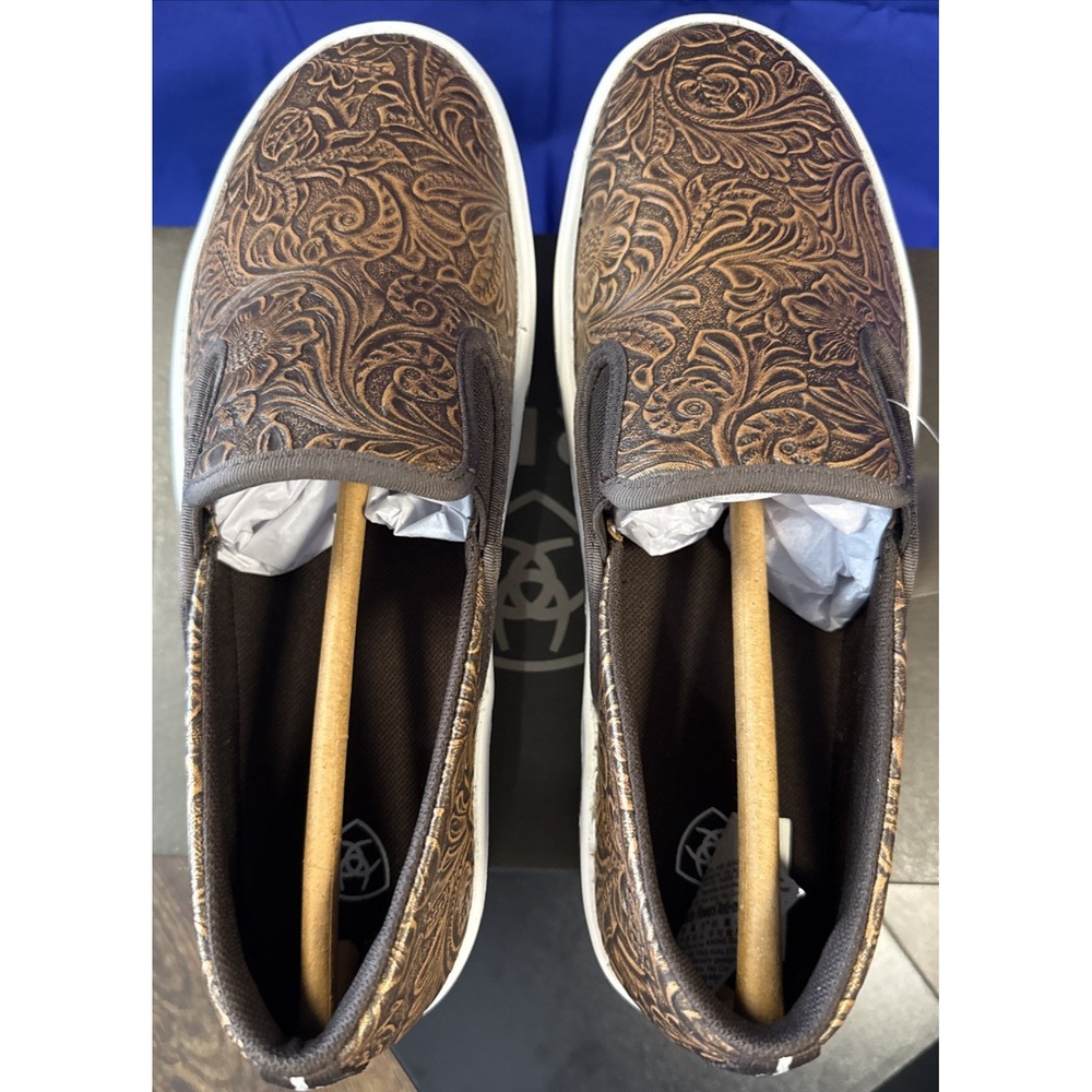 Ariat Women’s Skylar Slip On Brown Floral Emboss Size 9B Medium New In Box